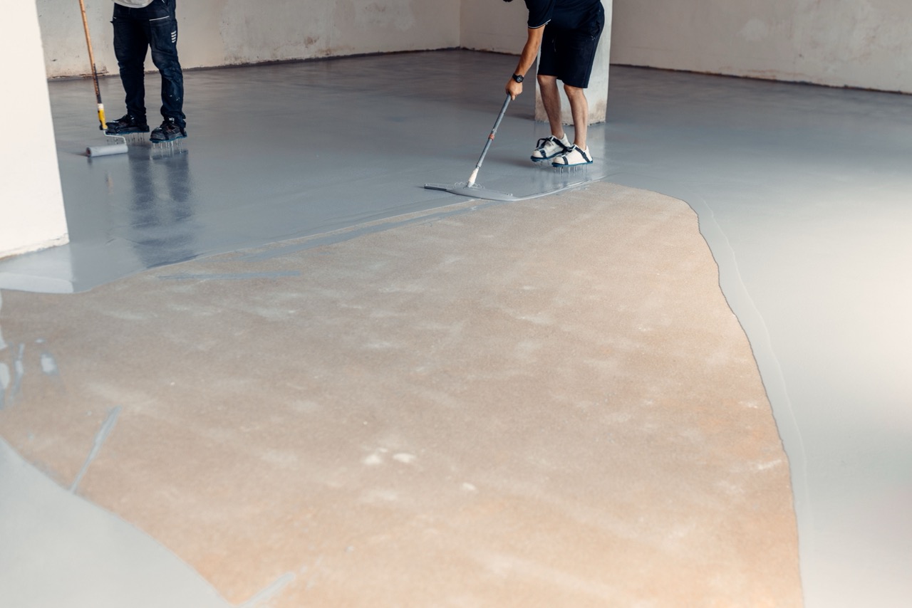 Epoxy flooring vs polished concrete